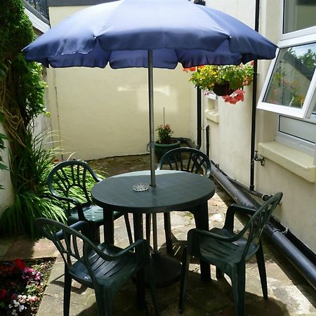 Sandy Bay Guest House Bournemouth Buitenkant foto