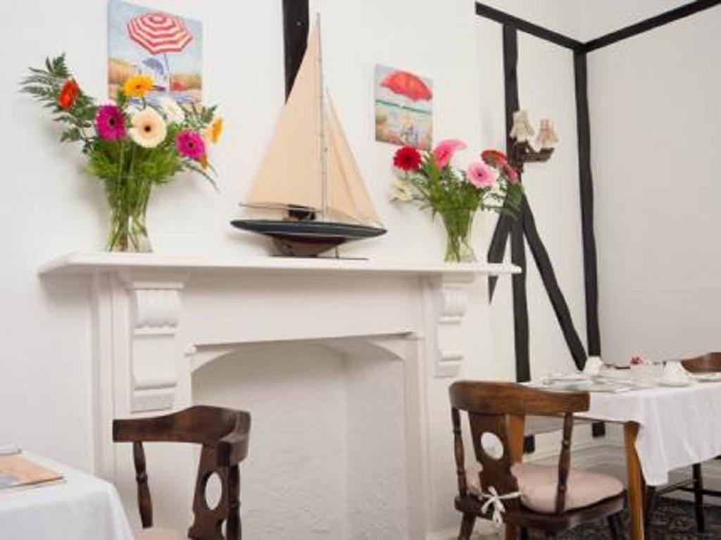 Sandy Bay Guest House Bournemouth Buitenkant foto